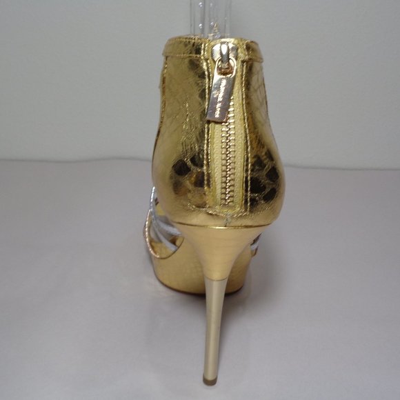 Michael Kors Size 9.5 MADDIE PLATFORM New Sandals - Picture 4 of 15